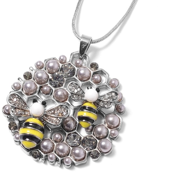 BEE HoneyComb Pendant Necklace NWOTS - Picture 1 of 12
